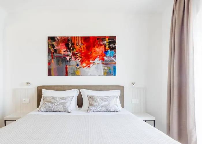 吉阿迪内托酒店 4*