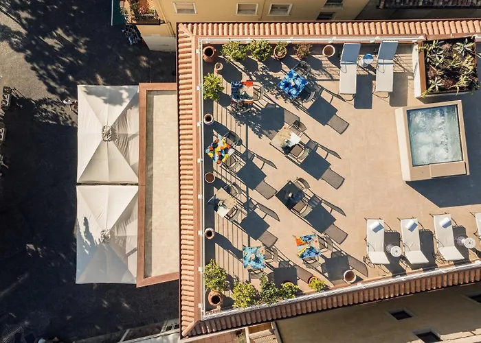 吉阿迪内托酒店 酒店 加尔达